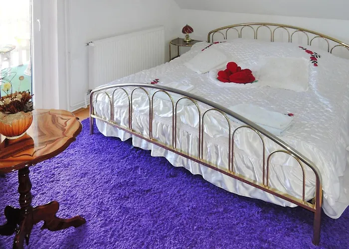 In * نوفي فاربنو