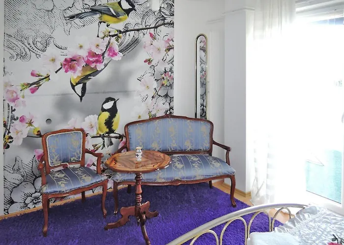 In بيت للعطل