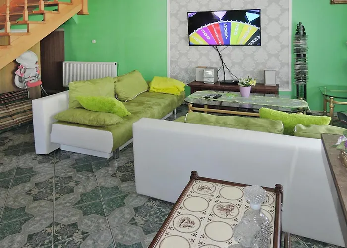 In بيت للعطل